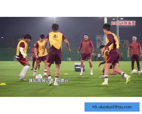 马德兴国足三阵试新战术保公平