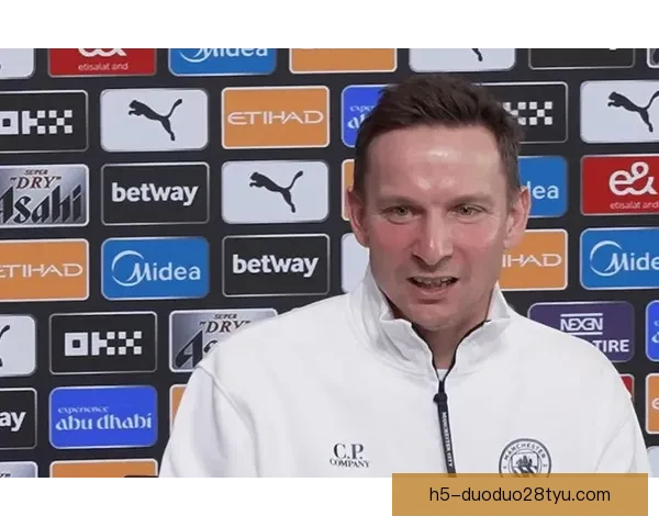 电讯报林德斯随瓜帅学习后独立